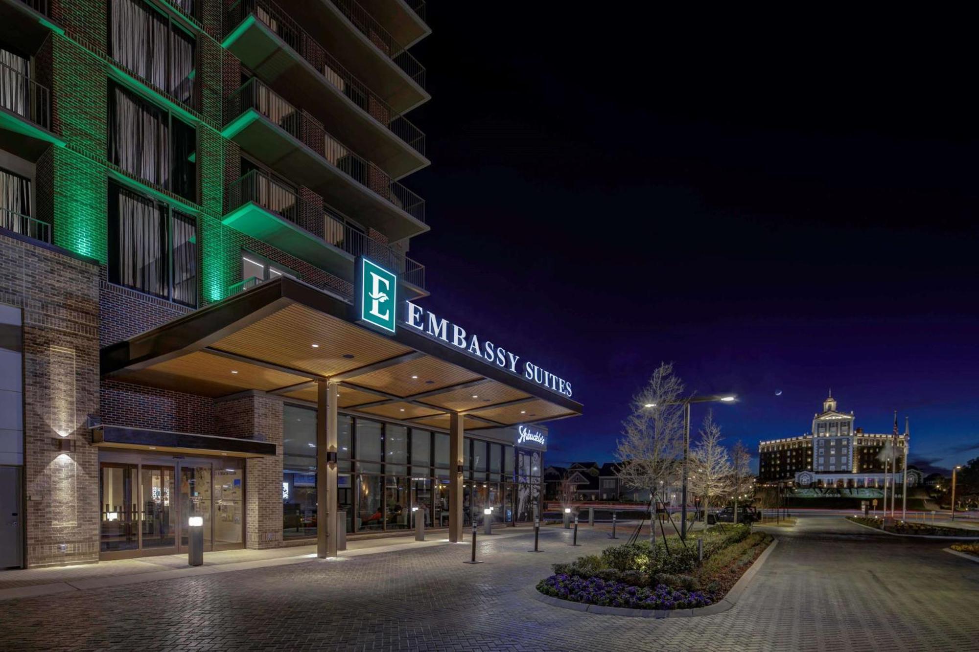 Embassy Suites By Hilton Virginia Beach Oceanfront Resort Exterior foto