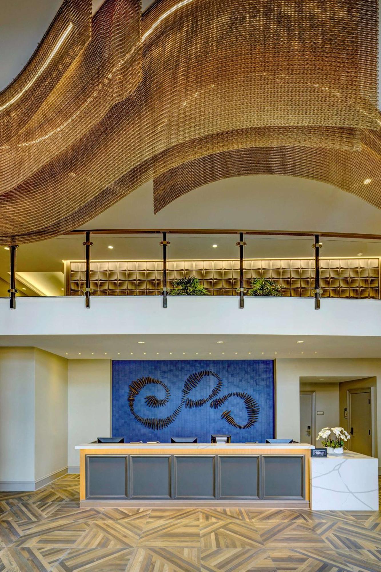 Embassy Suites By Hilton Virginia Beach Oceanfront Resort Exterior foto
